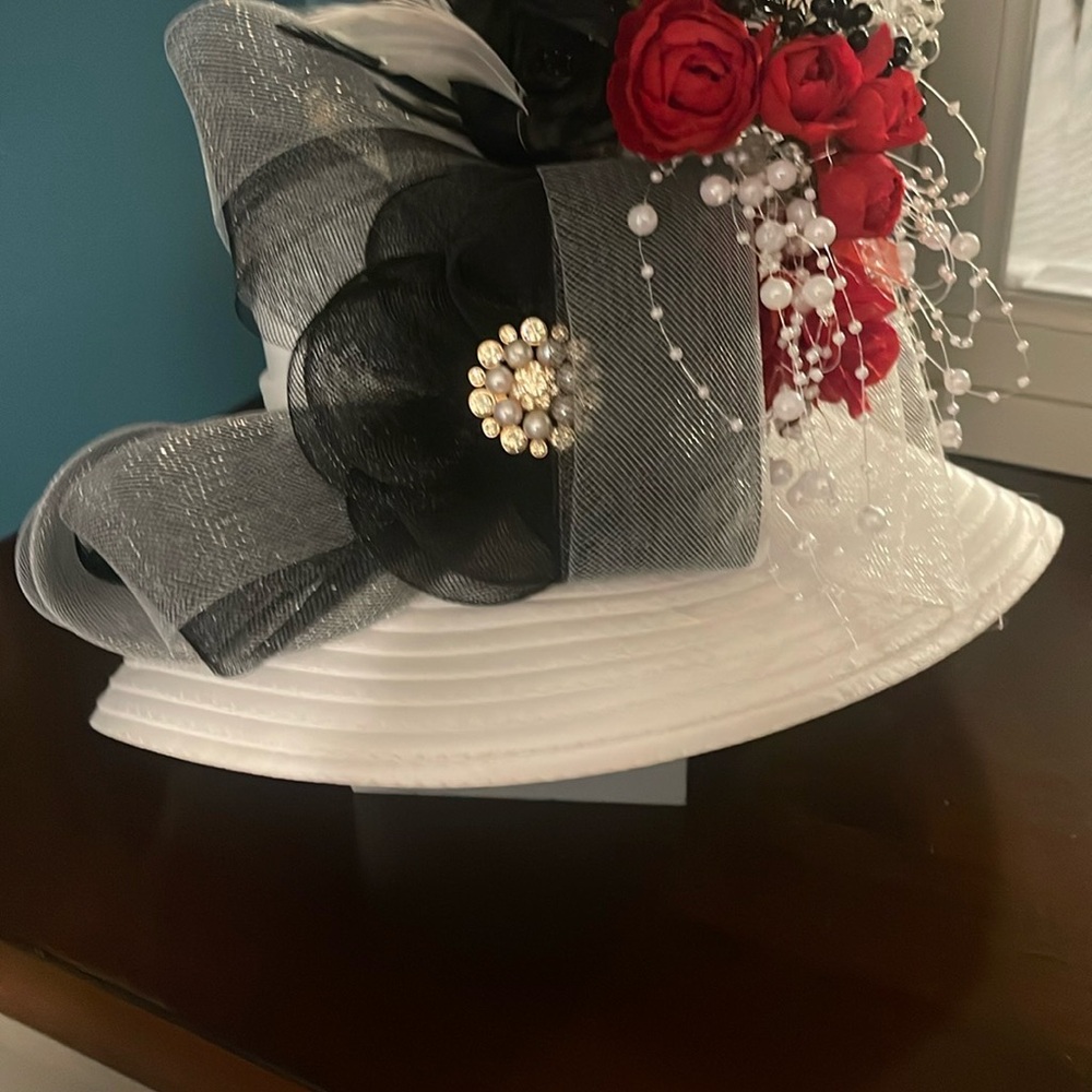 Elegant White and Black Floral Hat